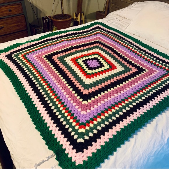 Vintage Quilted Square Blanket Throw - Picture 1 of 4
